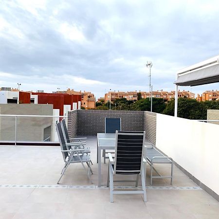 Magnifico Apartamento De Planta Alta La Isla Torrevieja Kültér fotó